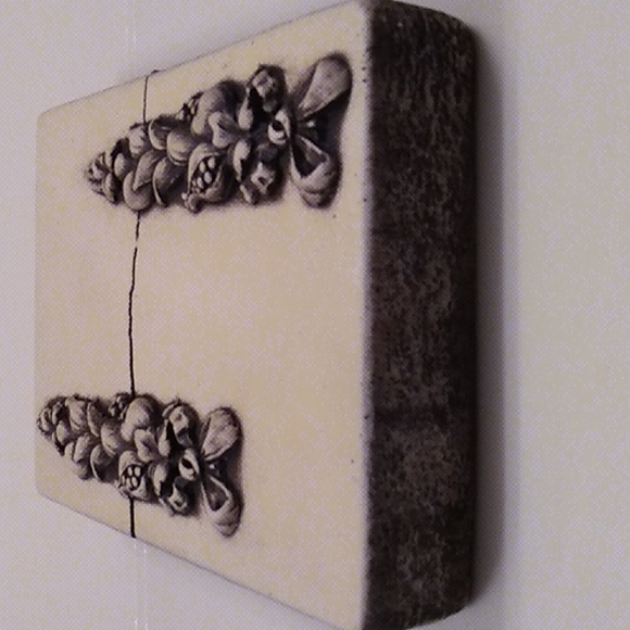 TRESSE golden bisque back iron ceramic label cracked 3x but holding - Picture 5 of 12